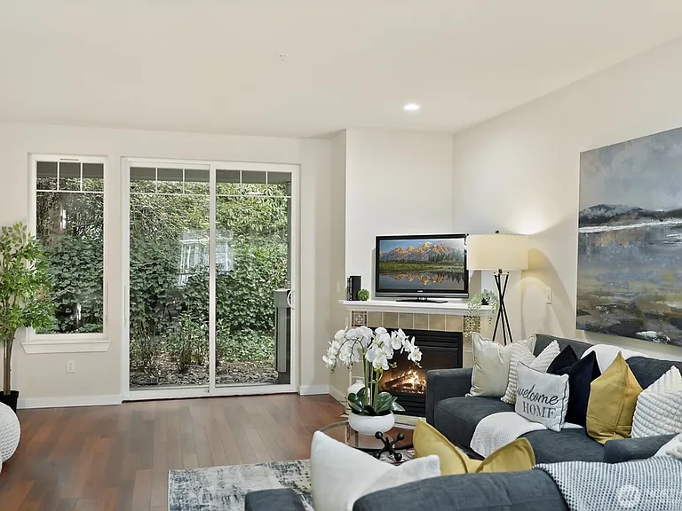 16125 Juanita Woodinville Way NE — Photo 6
