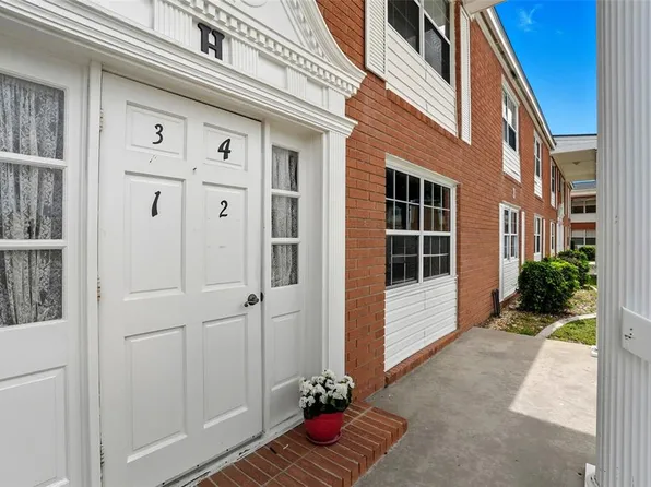 4158 Tamiami Trl APT H2, Pt Charlotte, FL 33952