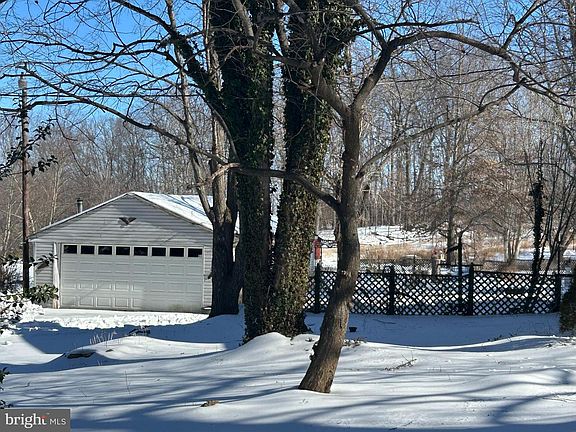 3rd image of 3863 Rectortown Rd