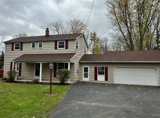 1382 Hopkins Rd, Williamsville, NY 14221