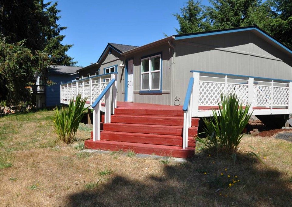1st image of 33009 Douglas Dr