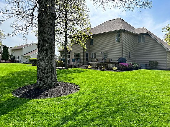 2nd image of 3129 Saddlebrook Dr