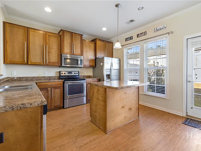116 Ventura Pl — Photo 9
