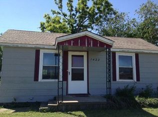 1422 E South Ave, Ponca City, OK 74604