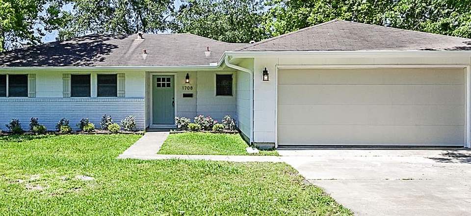 1st image of 1708 Avenue E