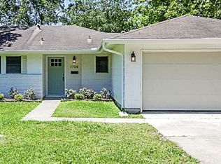 1708 Avenue E, Nederland, TX 77627