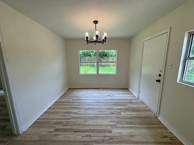 108 Easy St — Photo 17