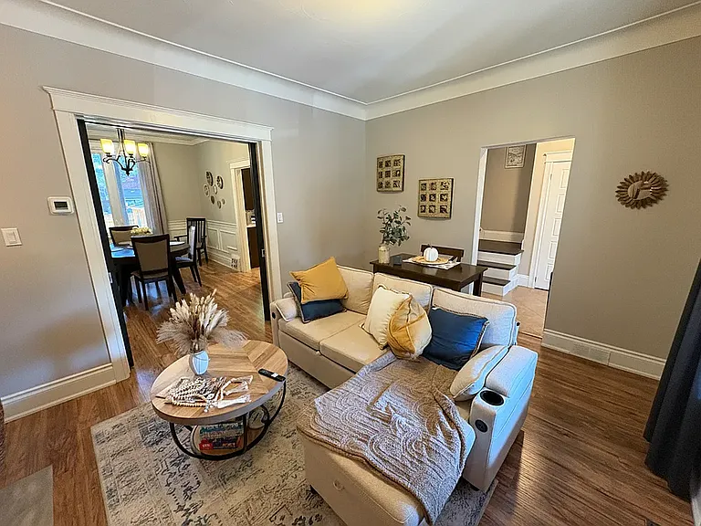 691 Wilson St — Photo 9