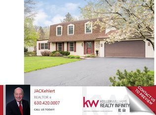 28W495 Douglas Rd, Naperville, IL 60564