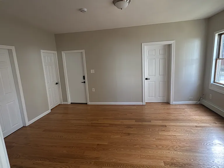 193 Ashley Blvd #1 — Photo 4