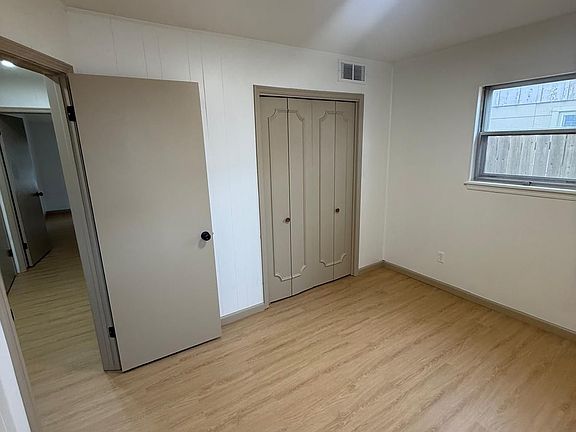 2nd image of 5413 S Lee Ave