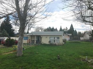 2840 Duell Ave, Medford, OR