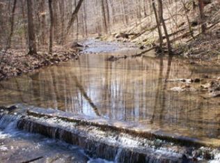 767 Hunter Cove Rd, Allons, TN 38541