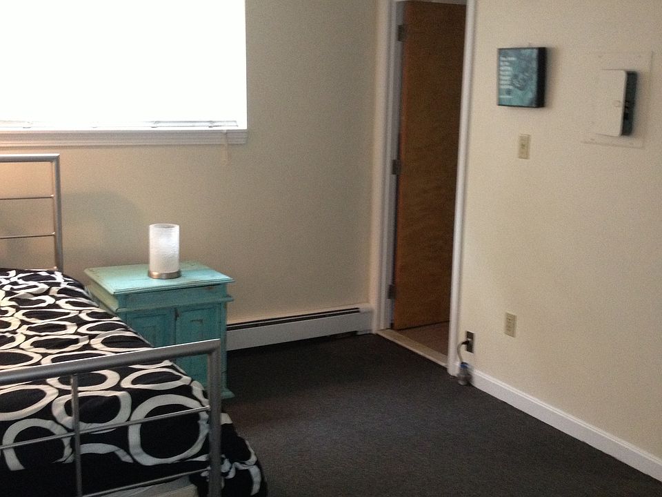 2nd image of 28 Wendell St APT 6