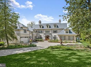 648 Round Hill Rd, Gibson Island, MD 21056