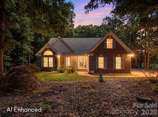 312 Tradewinds Ln, York, SC 29745
