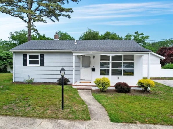 104 Austin Ave, Absecon, NJ 08201
