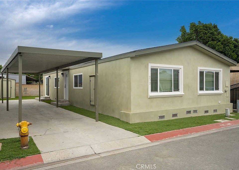 1st image of 212 Las Brisas Cir