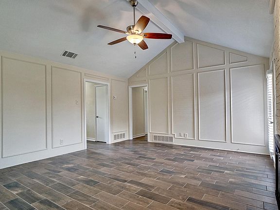 3rd image of 753 Eagle Dr