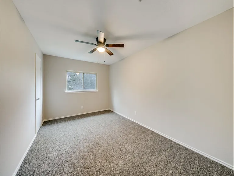 6722 Badger Pass Dr — Photo 10