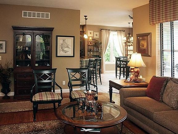 5th image of 51194 Enchanted Oak Ct