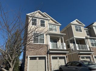 63 Autumn Way #35, Montvale, NJ 07645
