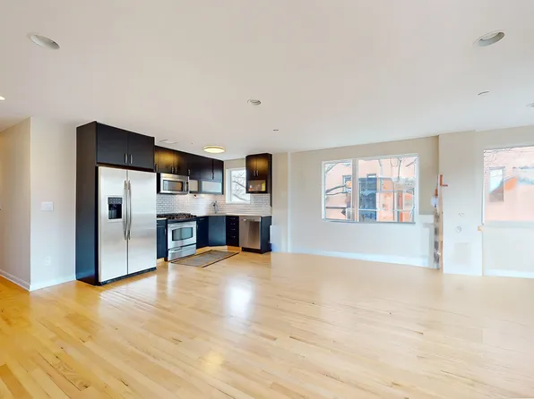 702 Ocean Parkway image 2 of 19