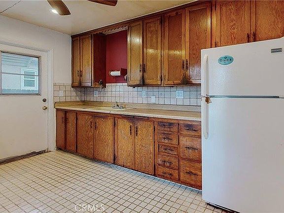 5th image of 1309 E Silva St