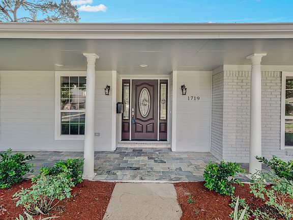 5th image of 1719 Briarmead Dr