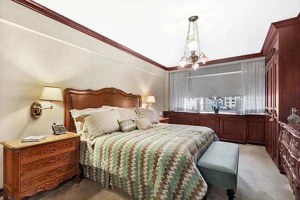 Sold by Corcoran | media 5