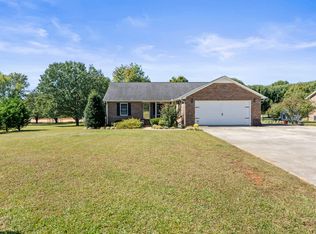 145 Susie Dr, Winchester, TN 37398