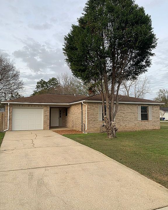 1st image of 500 Deborah Ct