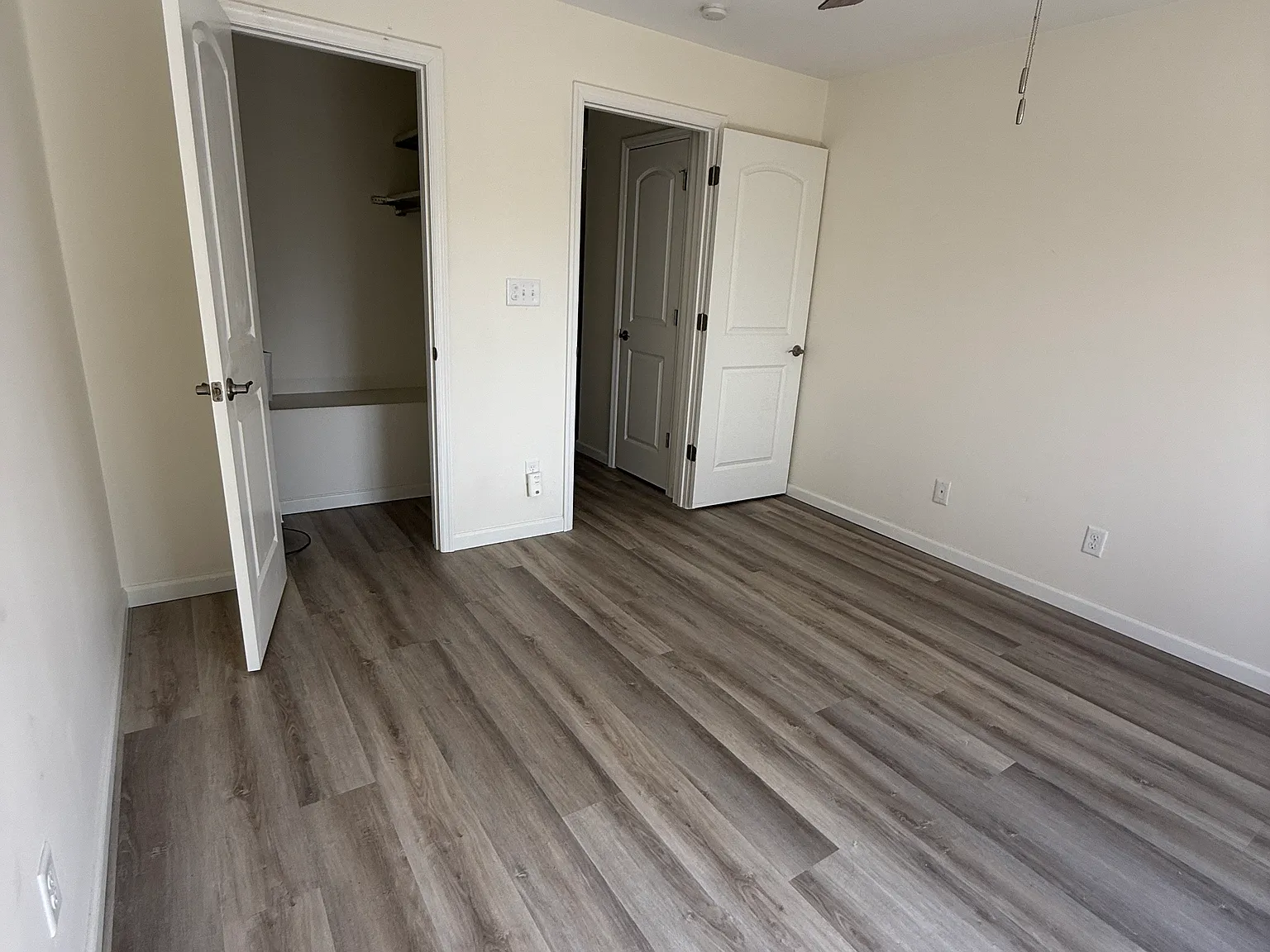 1 bed, 742 sqft, $1,500 — Photo 3
