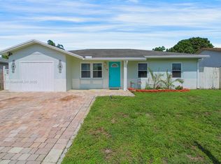 960 SW 83rd Ave, North Lauderdale, FL 33068