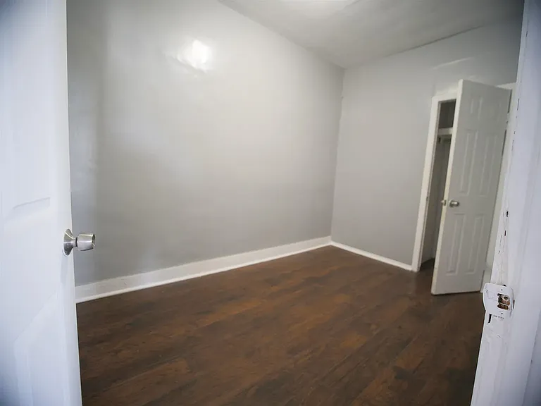 557 Ocean Ave #5C — Photo 6