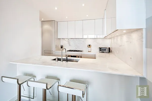 322 W 57th St #48P — Photo 2