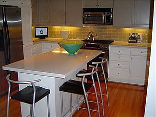4th image of 4310 Buena Vista St APT 9