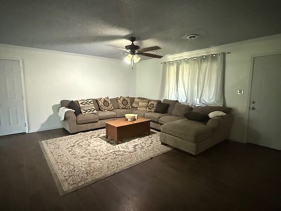 5th image of 40 Goodwin Addition Dr
