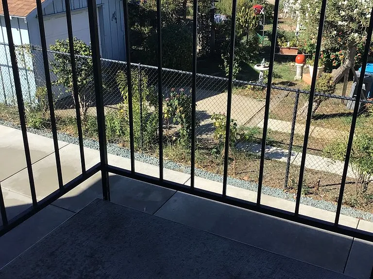 656 Walnut St — Photo 2