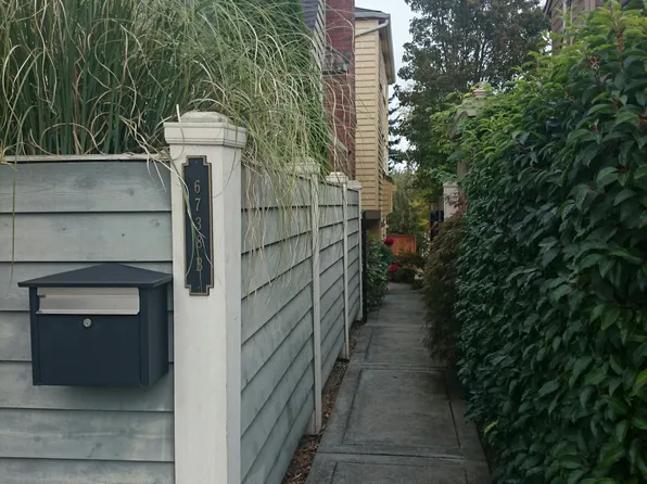 6738B 14th Ave NW, Seattle, WA 98117