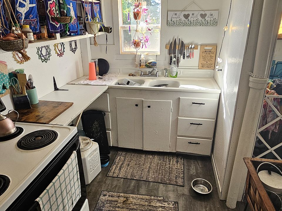 2nd image of 150 N Main Ave #3