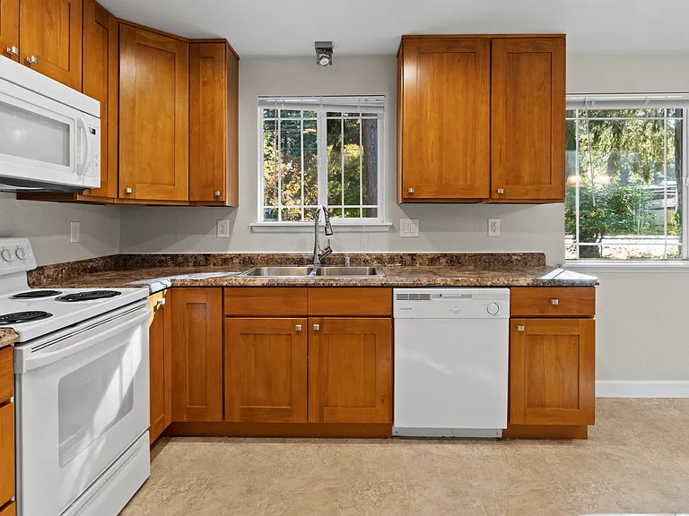 8416 100th Street Ct SW — Photo 7