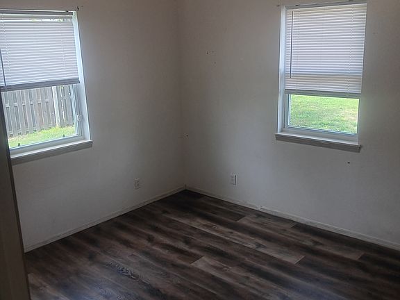 2nd image of 818 S Patterson Ave