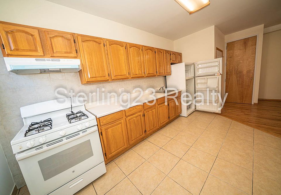 1st image of 28-17 23rd Ave #B2