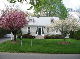 43 Fairfield Ave, Darien, CT 06820