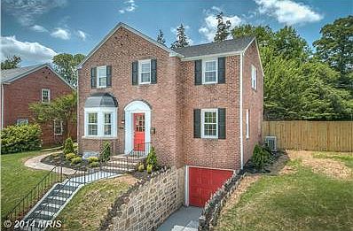 Beautiful Flagstone Retaining Wall