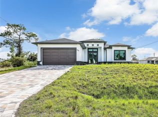 350 Delaware Rd, Lehigh Acres, FL 33936