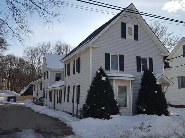 9 Maple St, Brewer, ME 04412