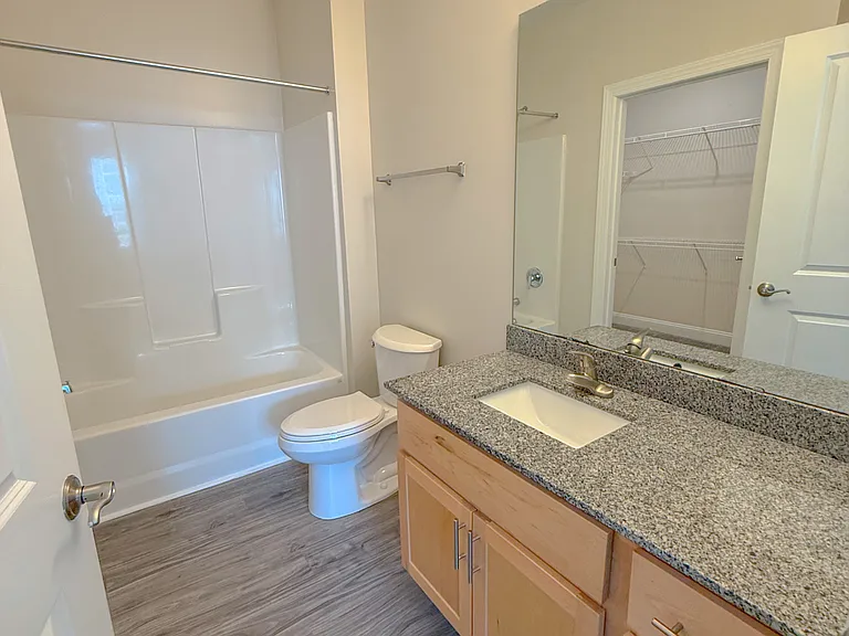Marcom St Apartments — Photo 47