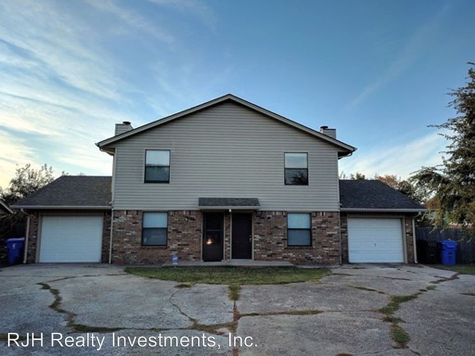 1st image of 222 Skylark Ct
